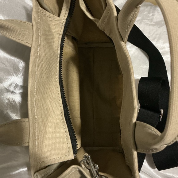 Marc Jacobs Tan Tote Bag - Picture 6 of 12